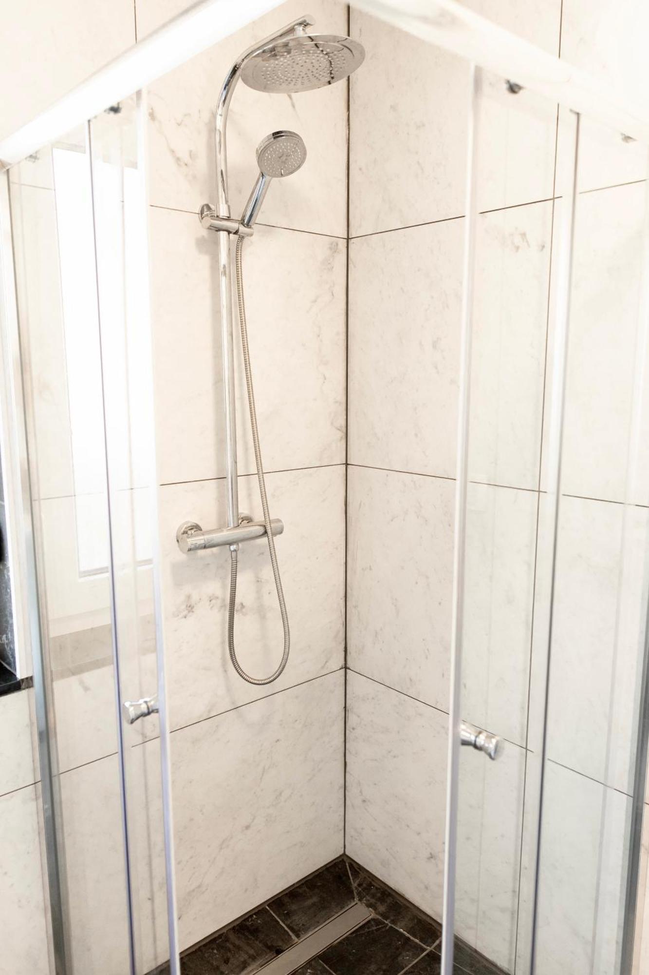 Aura Apartments Zirovnica Chambre photo